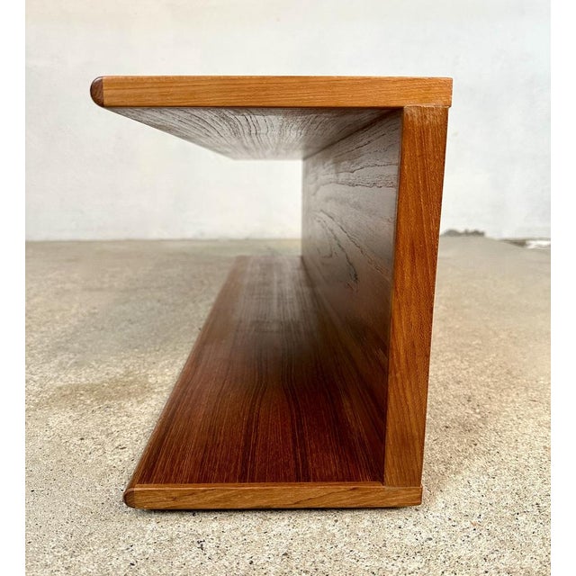 Mid-Century Modern Minimalist Teakwood Wall Shelf, Germany, 1960s For Sale - Image 3 of 17