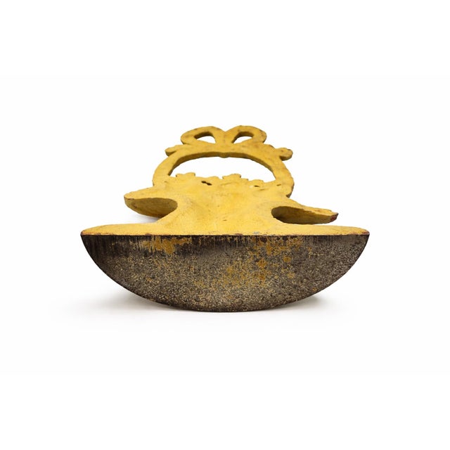 Mid 20th Century Vintage Cast Iron Floral Basket Doorstop – Hand-Painted Cottage Garden Motif For Sale - Image 5 of 5