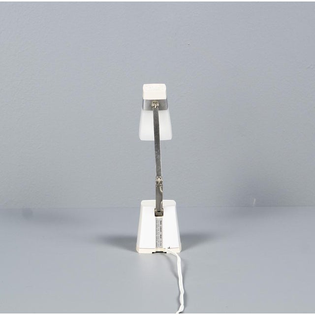 Mid-Century Modern Japanese Taki Model Iris Table Lamp by Tada Kiko, 1960s For Sale - Image 3 of 18