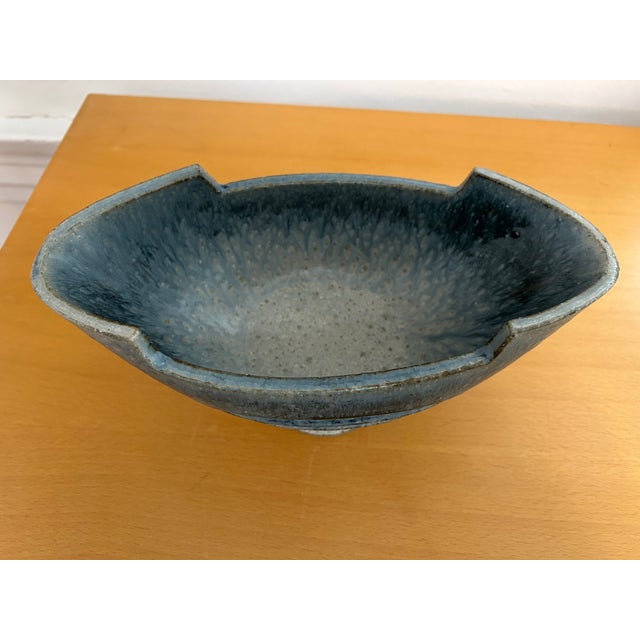 Modernist Blue Japanese Footed Ikebana Vase Signed 1959 For Sale - Image 4 of 9