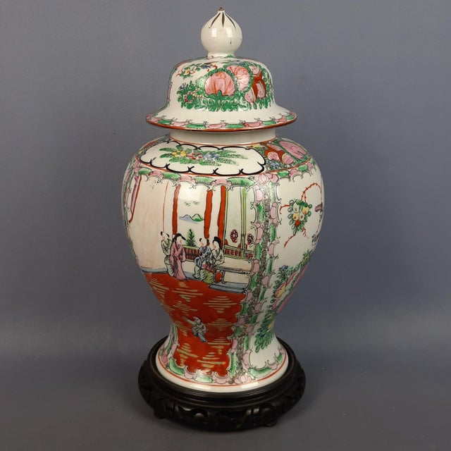 Vintage Hand-Painted Potiche Porcelain Vase with Wooden Base, 1950s For Sale - Image 4 of 16