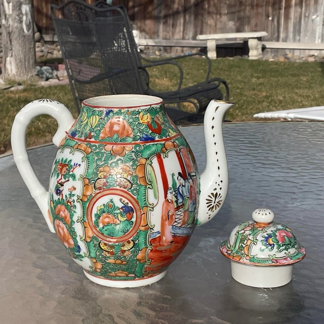 Early 20th Century Early 20th Century Rose Medallion Tea Pot For Sale - Image 5 of 6