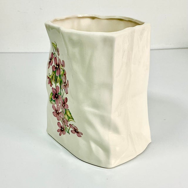 1980s Vintage Boho Chic Hollywood Regency Trompe L’Oeil Paper Bag Vase. For Sale - Image 11 of 15