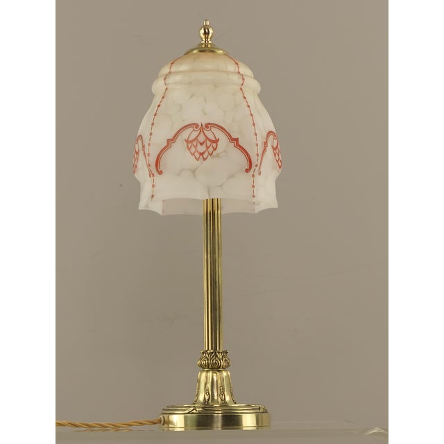 English Ladies Table Lamp in Brass, 1900s For Sale - Image 5 of 14