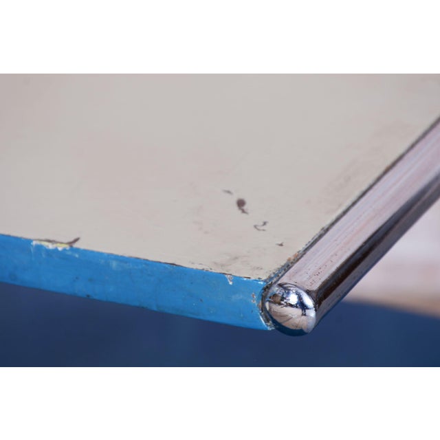 Czech Bauhaus Bedside Tables in Chrome and Lacquered Wood, 1930s, Set of 2 For Sale - Image 4 of 11