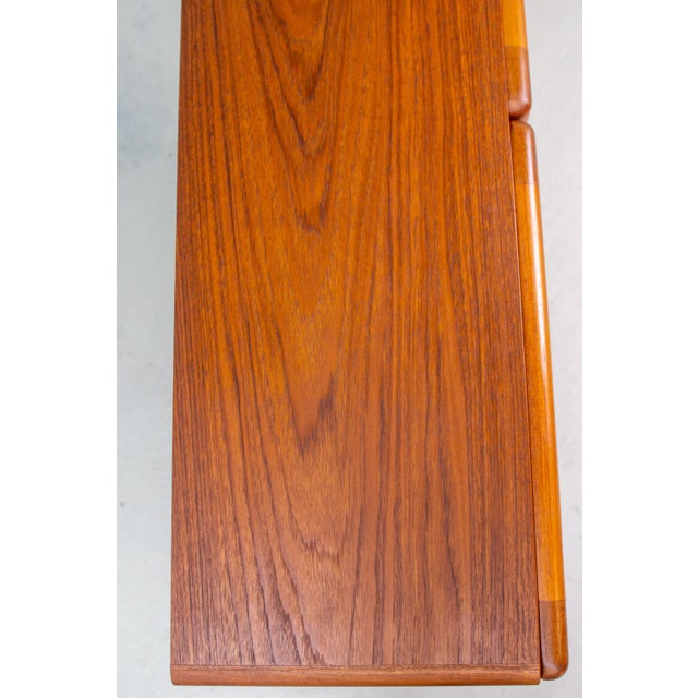 Vintage Danish Teak Vitrine, 1960s For Sale - Image 18 of 18