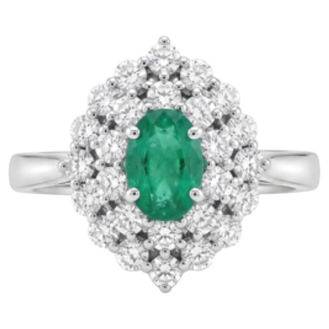2020s Natural Emerald 0.79cts & Diamond 0.93cts Ring in 18k Gold For Sale - Image 5 of 8