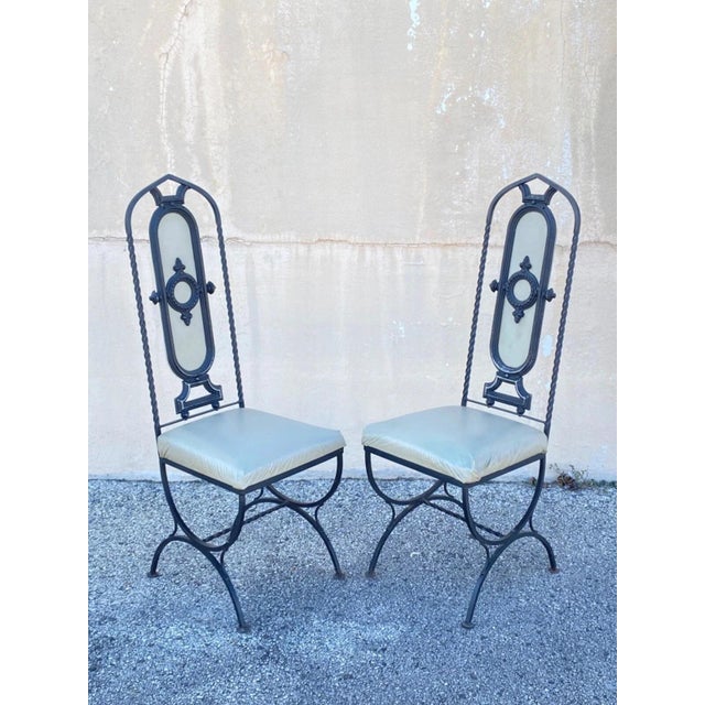 Hollywood Regency Vintage Hollywood Regency Curule Chair Wrought Iron Round Dining Set - 5 Pc Set For Sale - Image 3 of 12