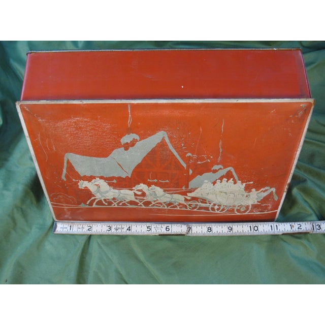 Tin / Box Nabisco Cookies or Crackers Metal Vintage Xmiss Horse Carriage For Sale - Image 6 of 16