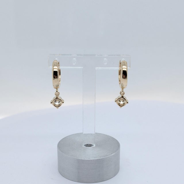 10k Yellow Gold Hoop Earrings With 0.15ct Lab-Grown Diamond Drops, A Pair For Sale In Phoenix - Image 6 of 7