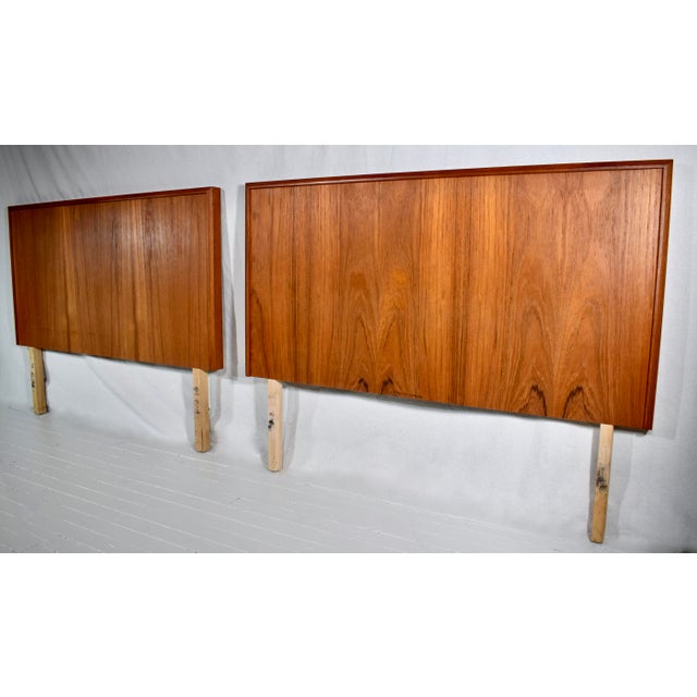 Vintage Danish Modern Twin Headboards in Teak Wood, 1970s For Sale - Image 4 of 6