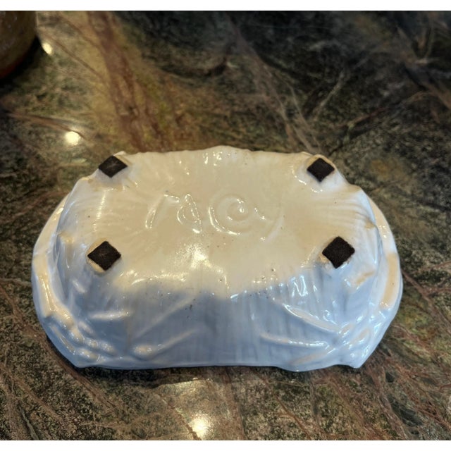Mid 20th Century Mid 20th Century White McCoy Pottery Dish For Sale - Image 5 of 5