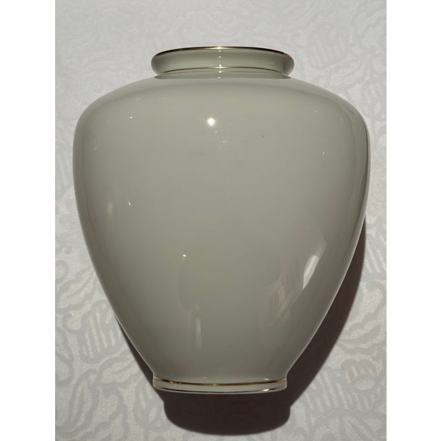 Cream Vintage Mid-Century K&a Krautheim Selb Bavaria Floral Porcelain Ovoid Vase For Sale - Image 8 of 12