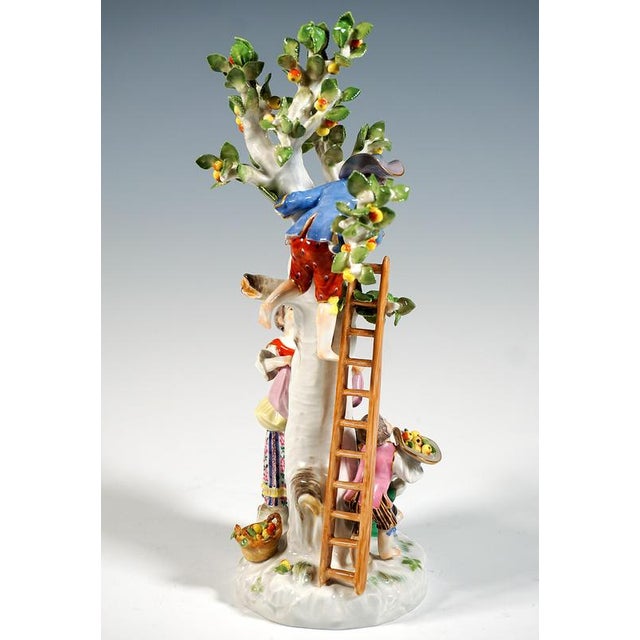 Rococo Rococo Style Gardener Group by Kaendler for Meissen, 1900s For Sale - Image 3 of 10