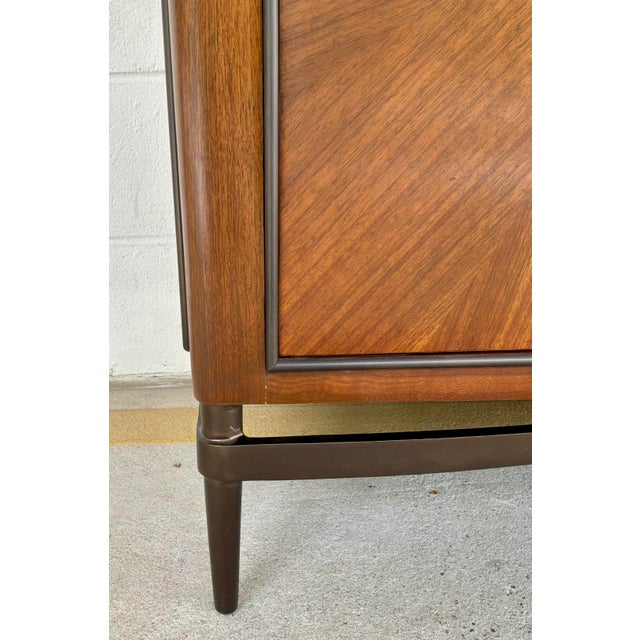 Mid-Century Modern Jonathan Charles French Modern Inspired Toulouse Accent Cabinet For Sale - Image 3 of 9