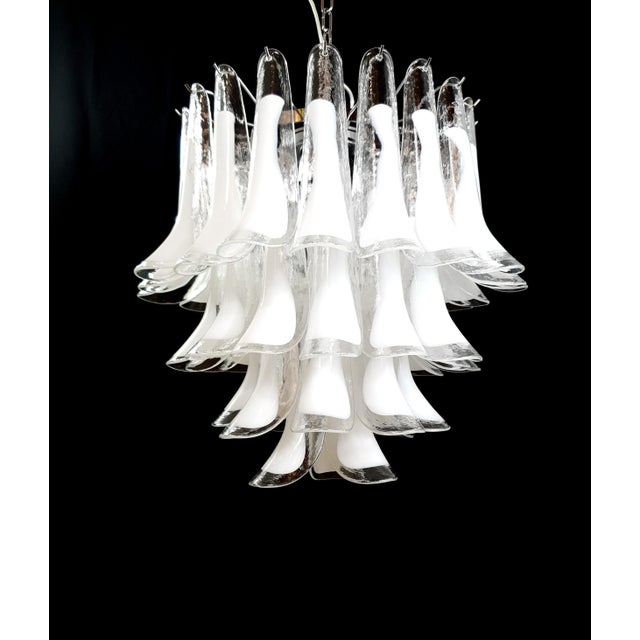 Vintage Clear and Milky White Murano Glass and Crystal Petals Chandelier, Italy, 1981 For Sale - Image 6 of 14