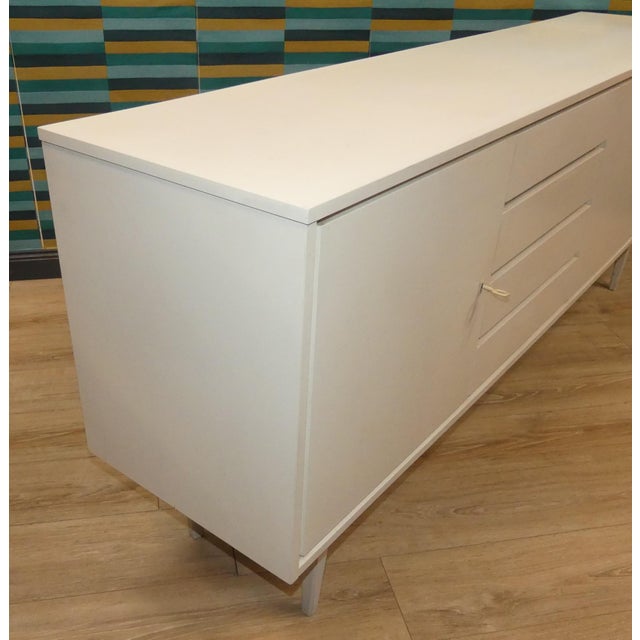 Large Mid-Century Modern White Sideboard in the style of Panton Era, 1970s For Sale - Image 15 of 18