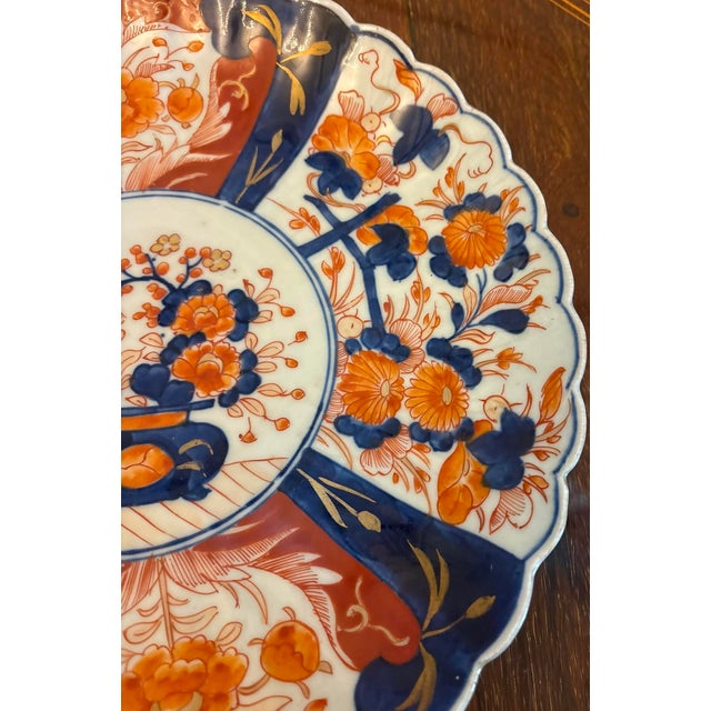 Antique Japanese Imari Porcelain Plates with Scalloped Edge, 1900, Set of 2 For Sale - Image 11 of 16