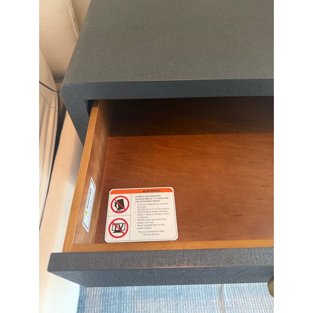 Villa & House Brand New Pair of Villa & House Benjamin Linen 1 Drawer Side Tables in Blue Steel For Sale - Image 4 of 8