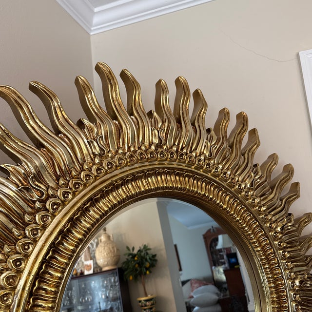 Vintage 1970s Gilded Gold Sunburst Wall Mirror – Hollywood Regency / MCM Accent For Sale In Atlanta - Image 6 of 10