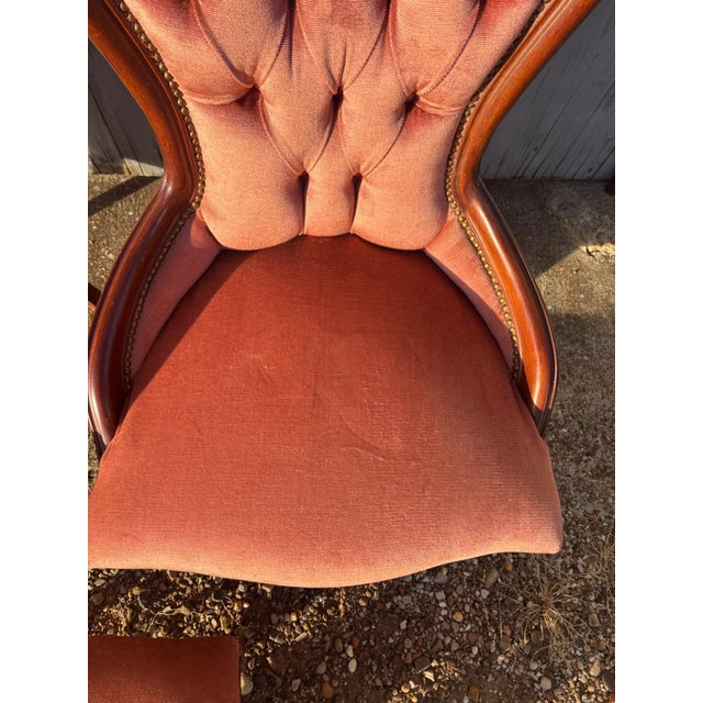 19th Century 19th Century Louis-Philippe Style Armchairs and Pouf in Pink Velvet, Set of 3 For Sale - Image 5 of 12