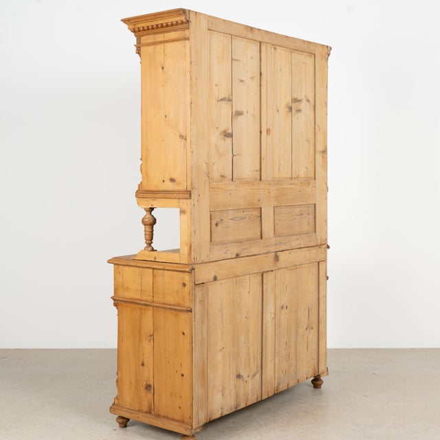 19th Century Hungarian Pine Breakfront Cupboard Display Cabinet For Sale - Image 18 of 18