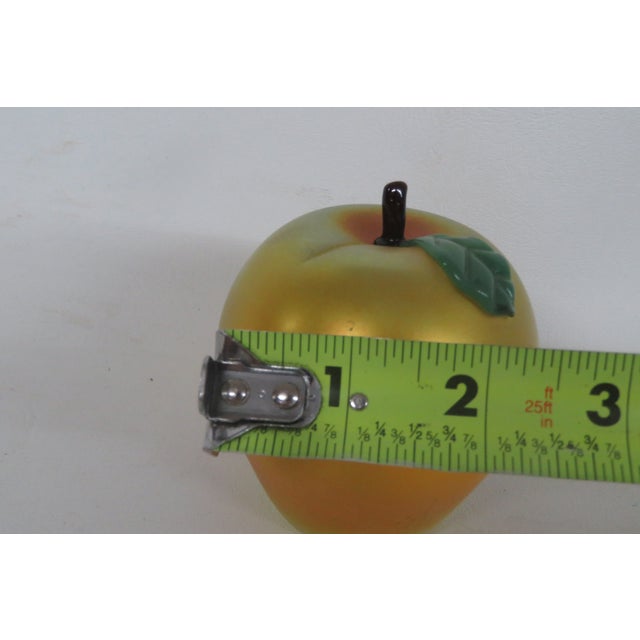 Orient and Flume Iridescent Gold Apple Paperweight P0184j3 Art Glass Fruit 4800b For Sale - Image 14 of 17