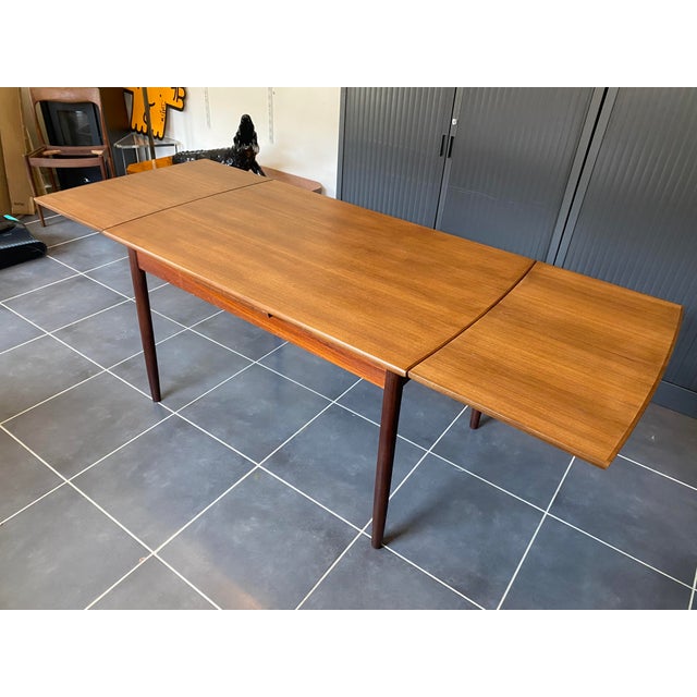 Scandinavian Extendable Teak Table by Johannes Andersen for Samcom, Denmark, 1960s For Sale - Image 17 of 18