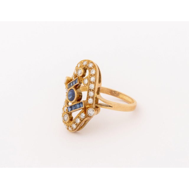 14k Yellow Gold Diamond and Sapphire Ring For Sale In New York - Image 6 of 9