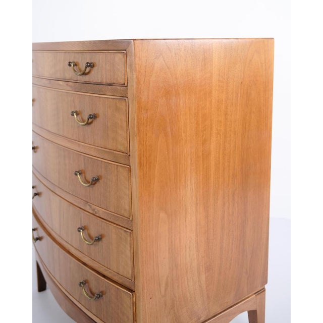 Chest of Drawers in Flamed Walnut attributed to Ole Wanscher and A.J. Iversen, 1950s For Sale - Image 10 of 13