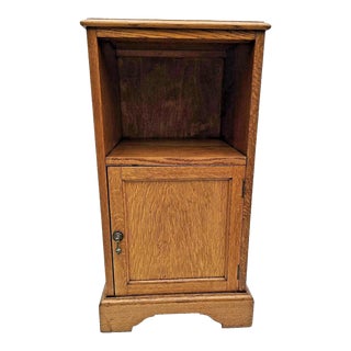 Antique 1920s Mission / Arts & Crafts Solid Tiger Oak Nightstand / Bedside Table For Sale