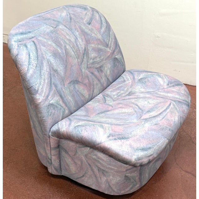 Late 20th Century Pair Vladimir Kagan for Directional Swivel Lounge Chairs on Stainless Steel Base For Sale - Image 5 of 10