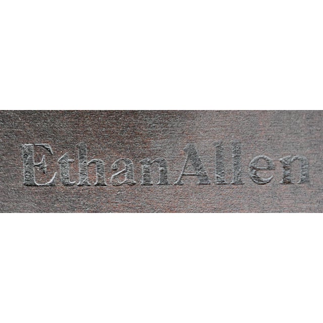 Brown Vintage Ethan Allen Round Queen Anne Style Table - No Leaf For Sale - Image 8 of 12