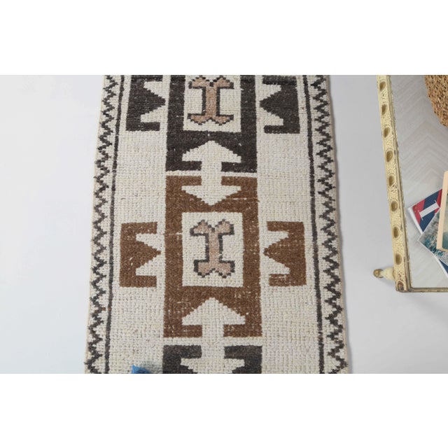 Textile Vintage Turkish Oushak Handmade Wool Cotton White Runner For Sale - Image 7 of 11