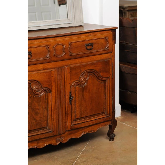 1750s French Louis XV Walnut Provençal Buffet For Sale In Atlanta - Image 6 of 12