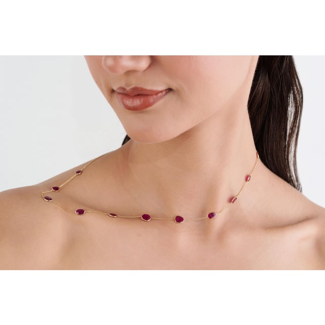 14k Gold 6.95ct Natural Mozambique Ruby Bezel Station Modern Necklace For Sale - Image 10 of 17