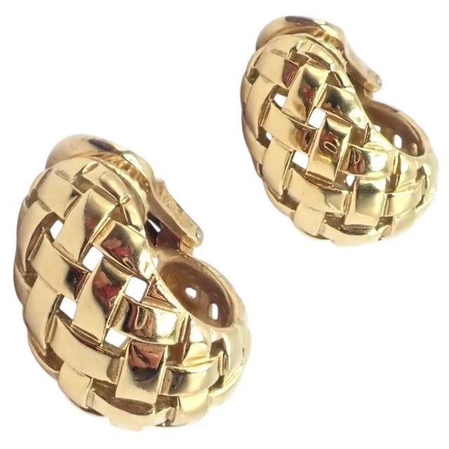 Vintage Tiffany & Co. Vannerie Basket Weave Yellow Gold Hoop Earrings, A Pair For Sale - Image 13 of 13