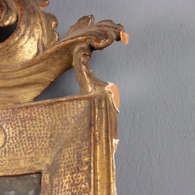 Baroque Mirror in Carved Gilded Wood For Sale - Image 5 of 12