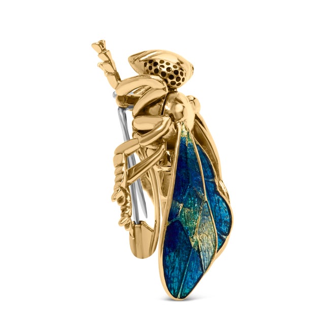 Contemporary 18K Yellow Gold 1/2 Cttw Pave Set Diamond and Blue-Green Enamel Bumblebee Brooch Pin (F-G Color, VS1-VS2 Clarity) For Sale - Image 3 of 4