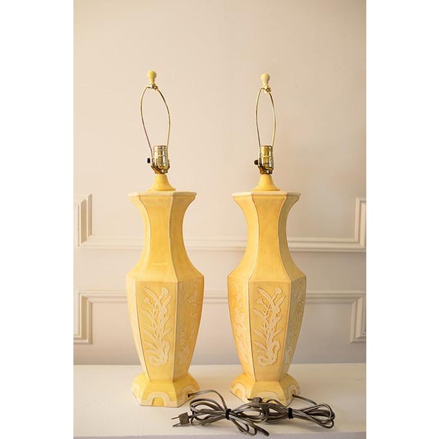 Mid 20th Century Yellow Ginger Jar Chinoiserie Lamp Paul Hanson - a Pair For Sale - Image 13 of 14