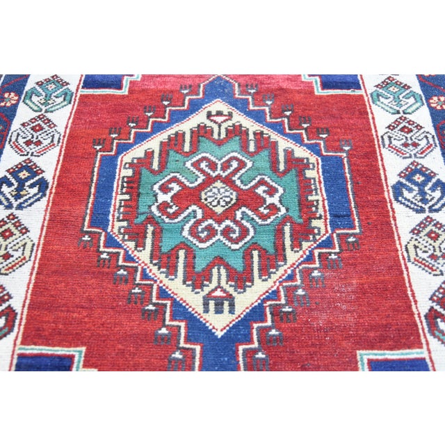 1980s Turkish Vintage Luxury Traditional Hand Knotted Oushak Rug For Sale - Image 10 of 13