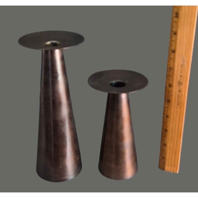 Late 20th Century Arts & Crafts Style Pair of Copper Finish Metal Candle Sticks For Sale - Image 4 of 9