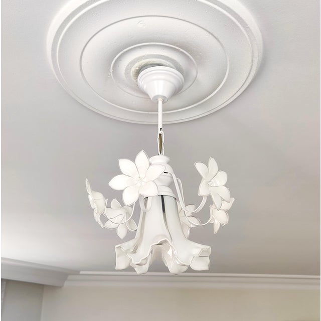 Vintage Murano Glass Chandelier, 1980s White Floral Lamp, Small Italian Ceiling Light For Sale - Image 4 of 14