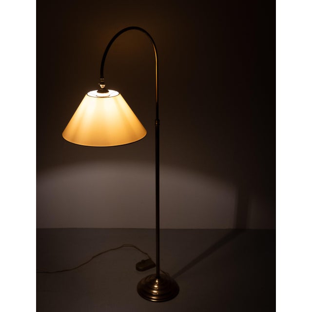 Classic Brass Floor Lamp with Curved Neck, 1950s For Sale - Image 10 of 11