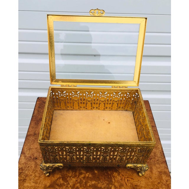 1950s Mid Century Italian Renaissance Revival Dresser Box. For Sale - Image 4 of 12