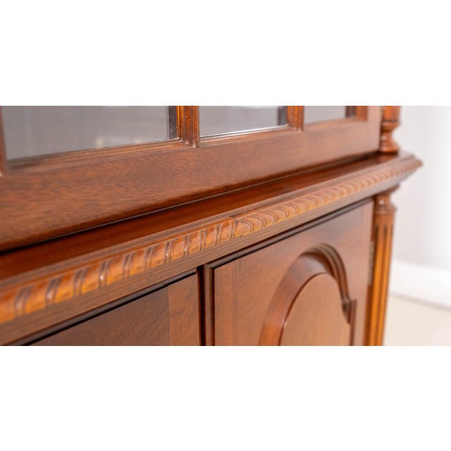 Hitchcock Mahogany Georgian Style Lighted Corner Cabinet For Sale - Image 16 of 18