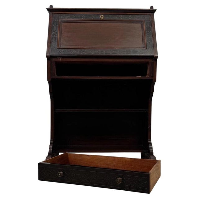 2000 - 2009 Antique 20th Century English Chippendale Mahogany Bureau For Sale - Image 5 of 15