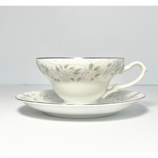 Contemporary 1980s Sheffield “Classic, 501” Set of 7 Bone China Teacups & Saucers- 14 pcs For Sale - Image 3 of 6