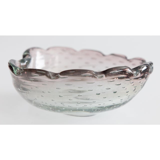 Mid 20th Century Vintage Italian Murano Scalloped Art Glass Controlled Bubbles Bowl For Sale - Image 5 of 8