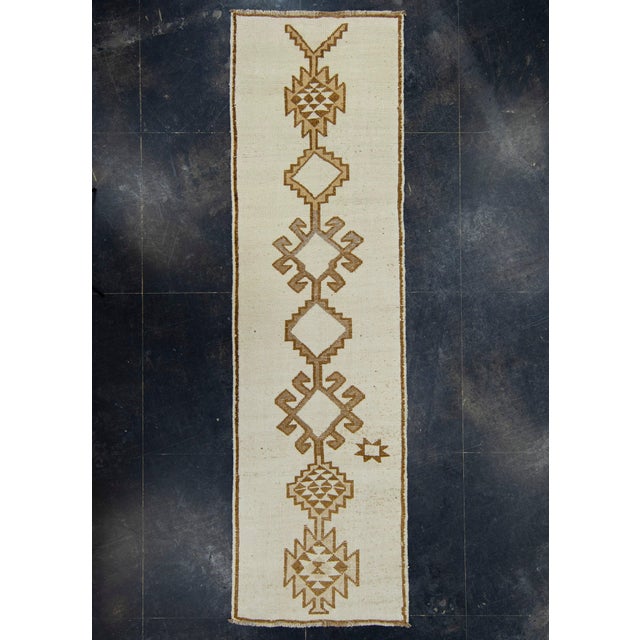 Ivory Turkish Vintage Runner Rug 3'3" x 11'5" #17074 For Sale - Image 8 of 8